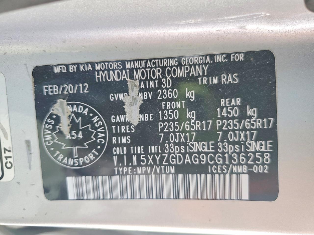 2012 Hyundai Santa Fe Gls Silver vin: 5XYZGDAG9CG136258