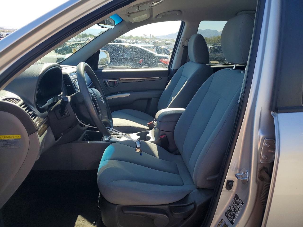 2012 Hyundai Santa Fe Gls Silver vin: 5XYZGDAG9CG136258