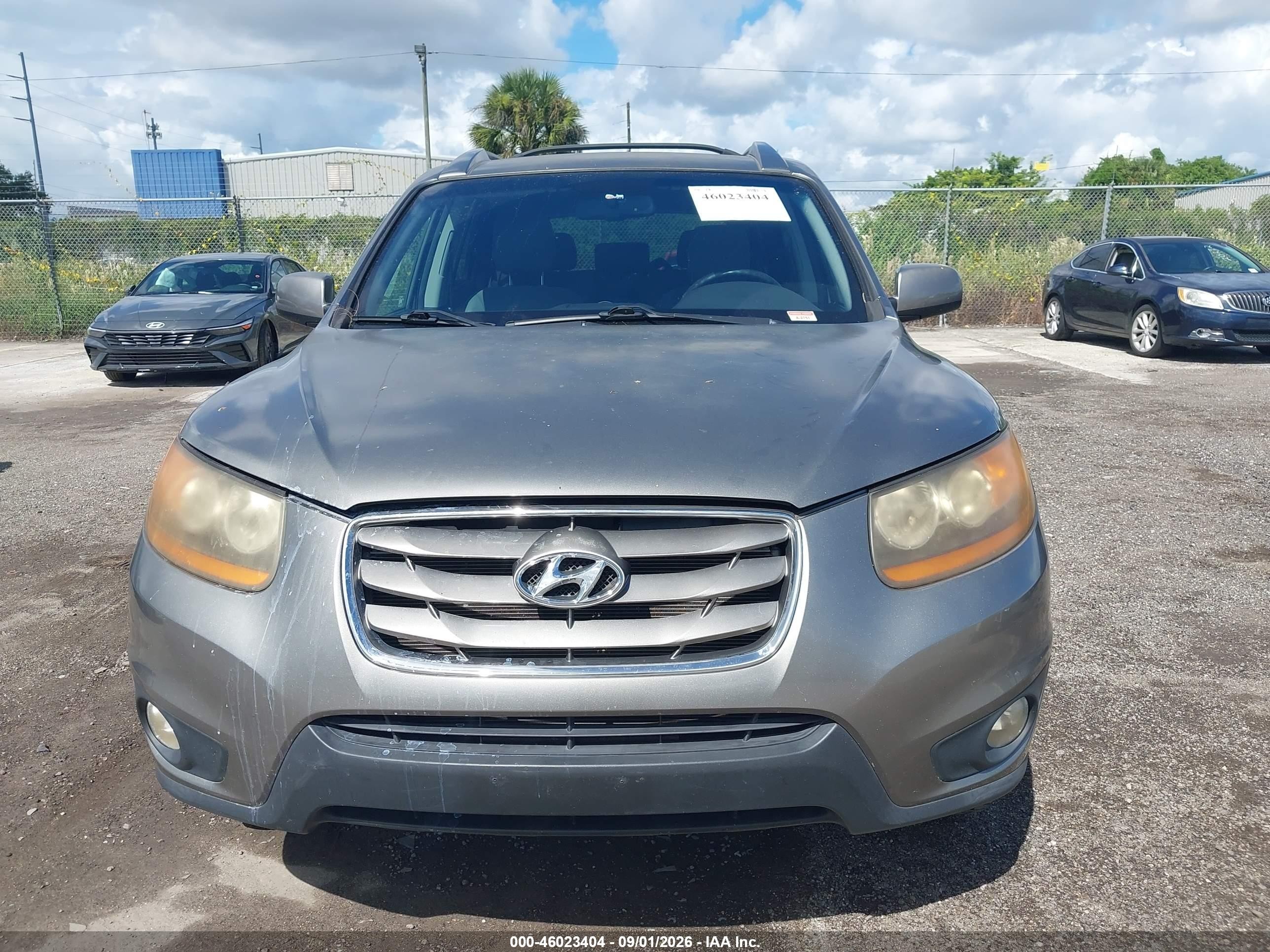 2011 Hyundai Santa Fe Se Gray vin: 5XYZH4AG1BG016952
