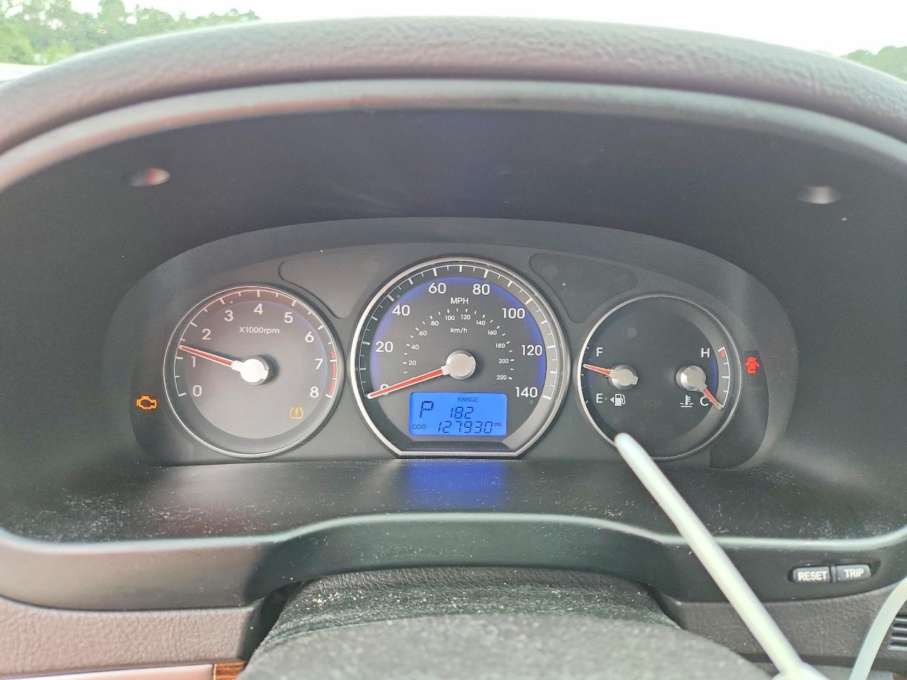 2012 Hyundai Santa Fe Se Gray vin: 5XYZH4AG2CG108010