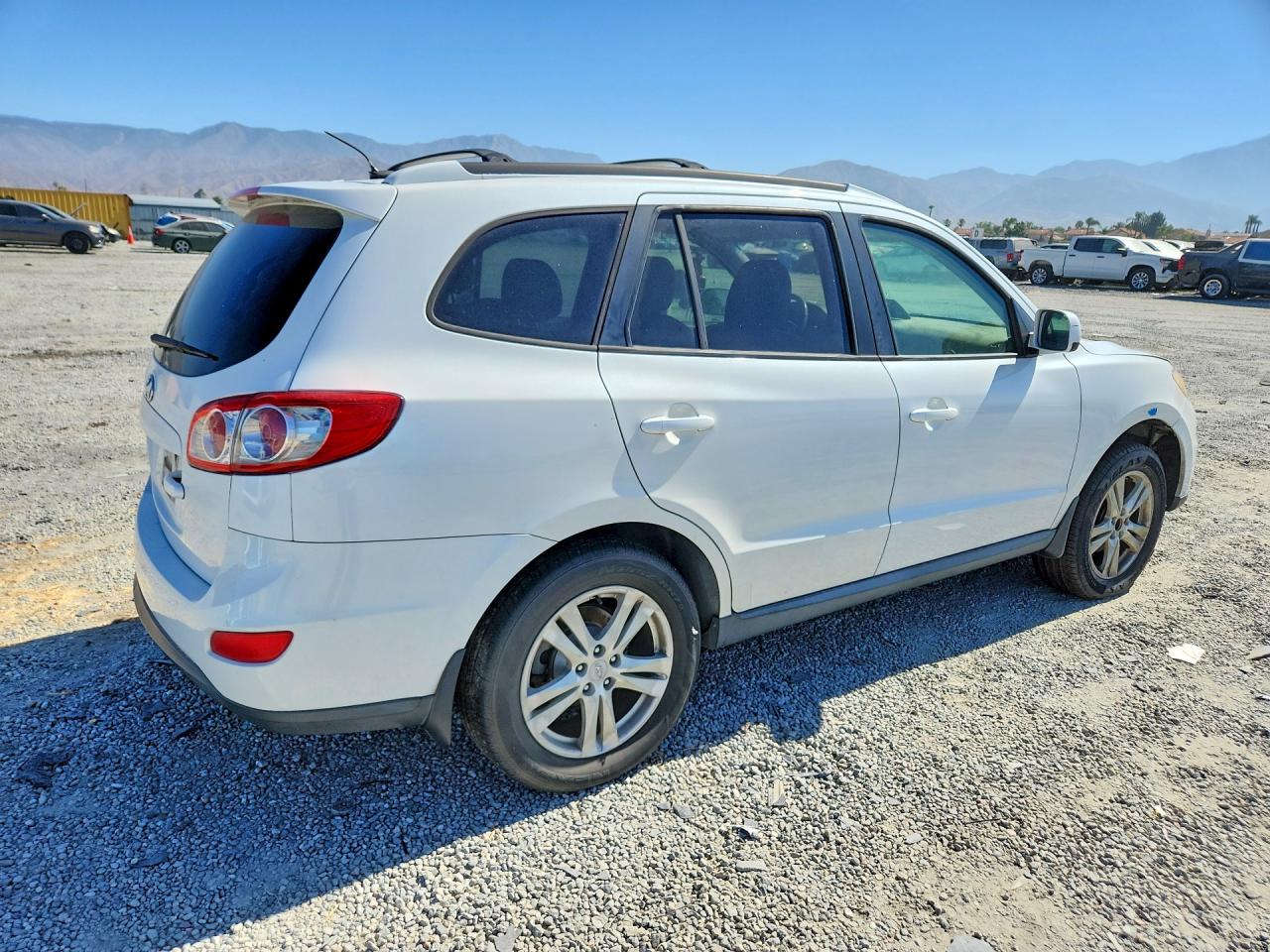 2012 Hyundai Santa Fe Se White vin: 5XYZH4AG2CG135255