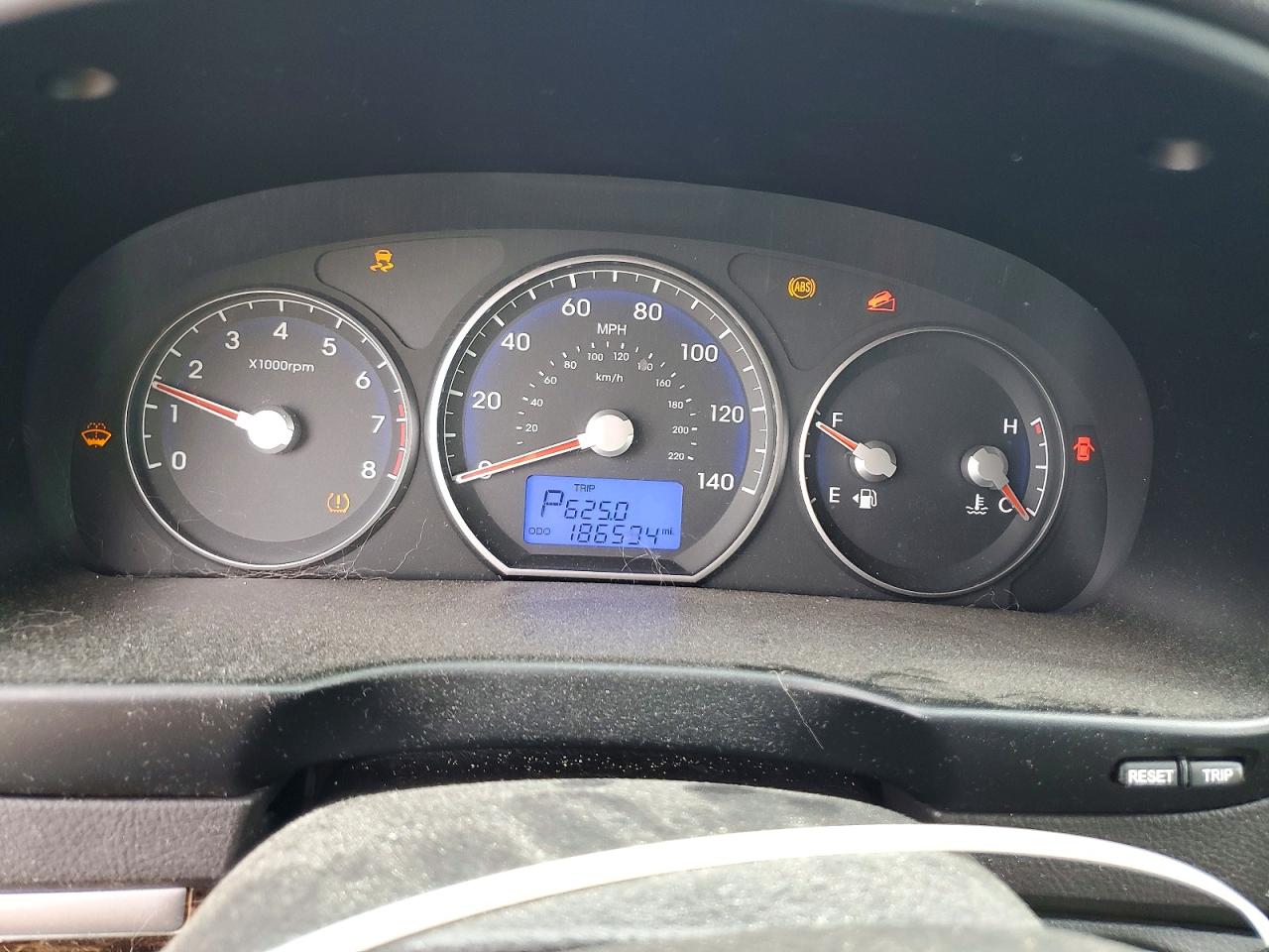 2012 Hyundai Santa Fe Se Gray vin: 5XYZH4AG6CG155198