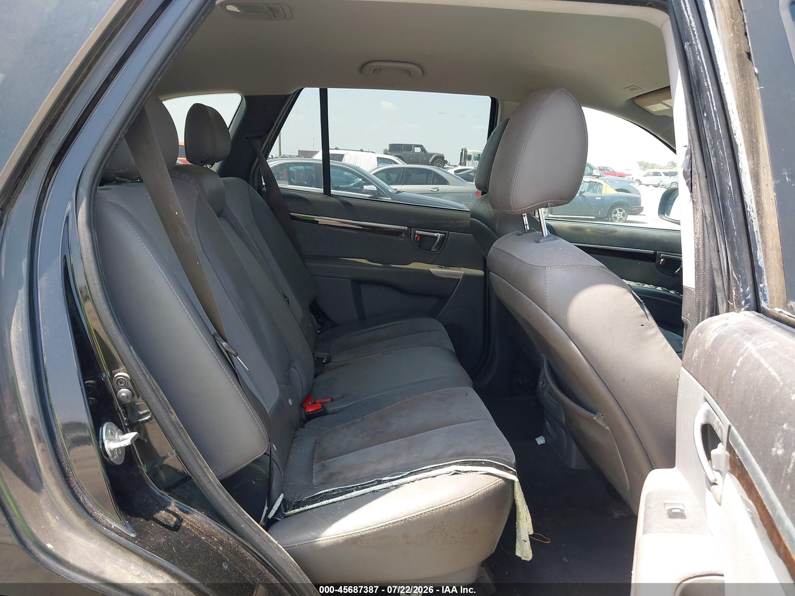 2012 Hyundai Santa Fe Se Black vin: 5XYZH4AG7CG109122