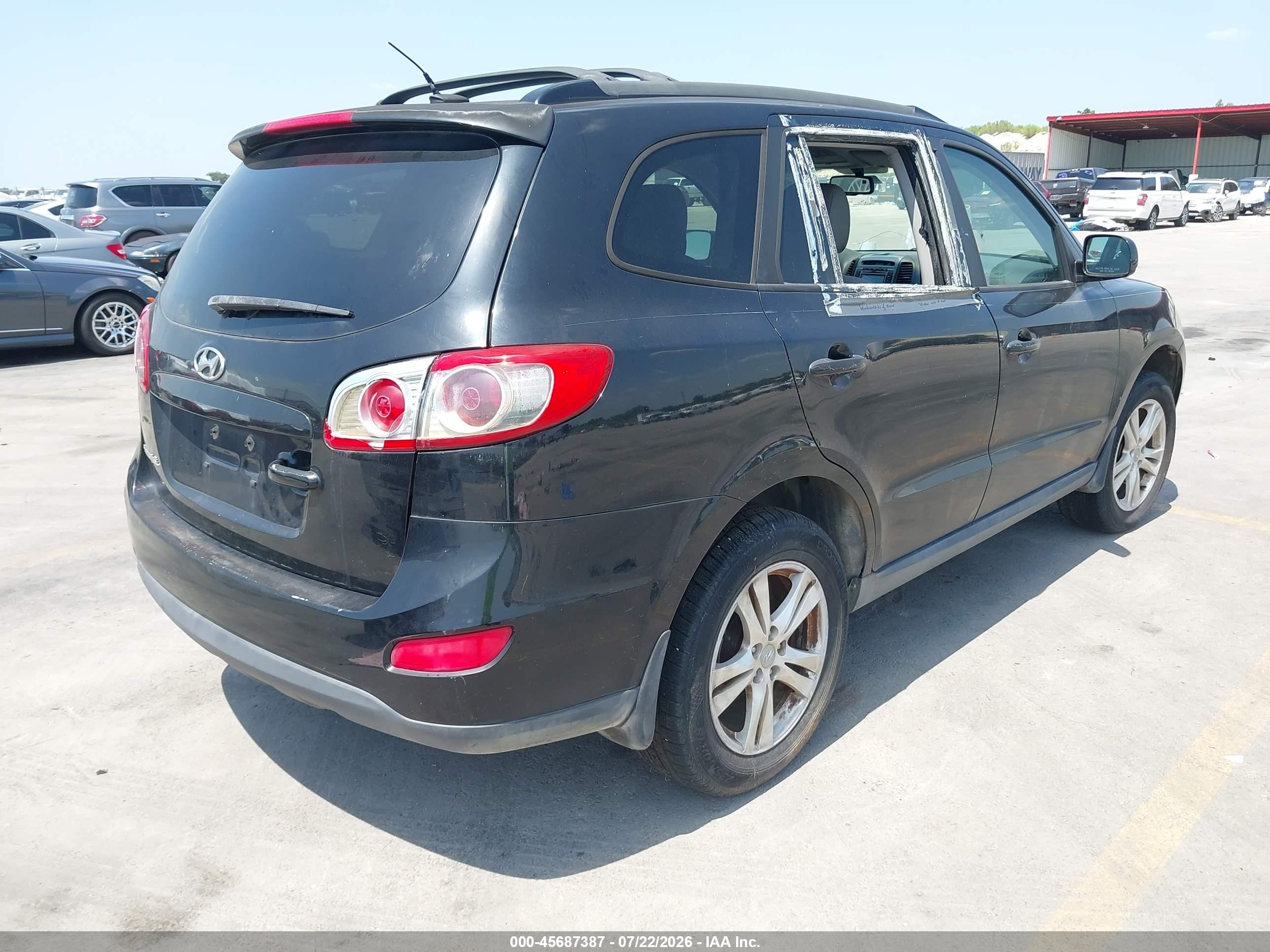2012 Hyundai Santa Fe Se Black vin: 5XYZH4AG7CG109122