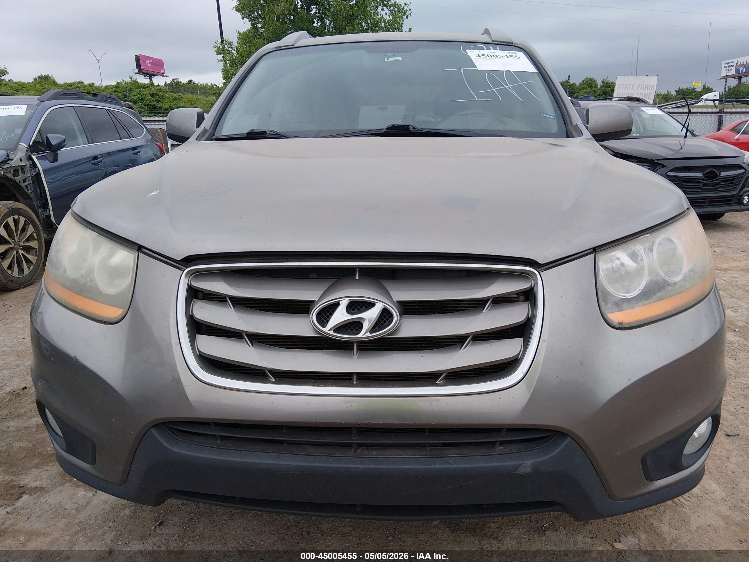 2011 Hyundai Santa Fe Se Серый vin: 5XYZH4AG8BG066716