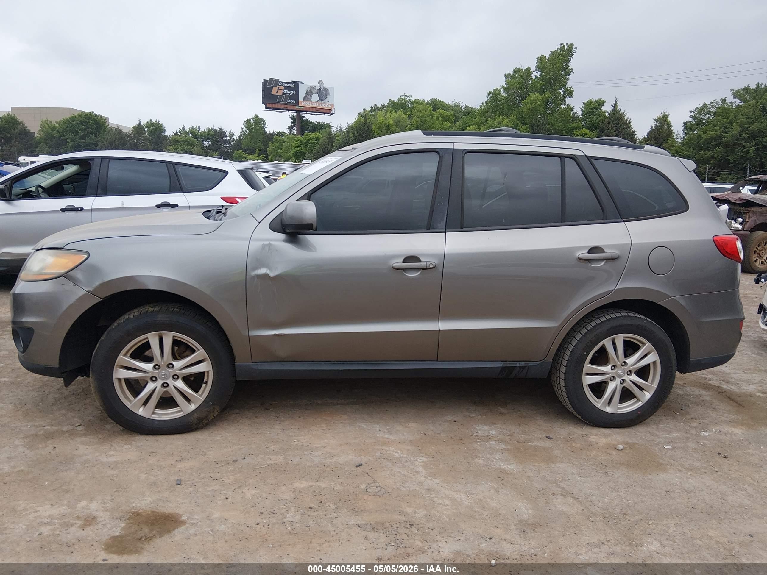 2011 Hyundai Santa Fe Se Серый vin: 5XYZH4AG8BG066716