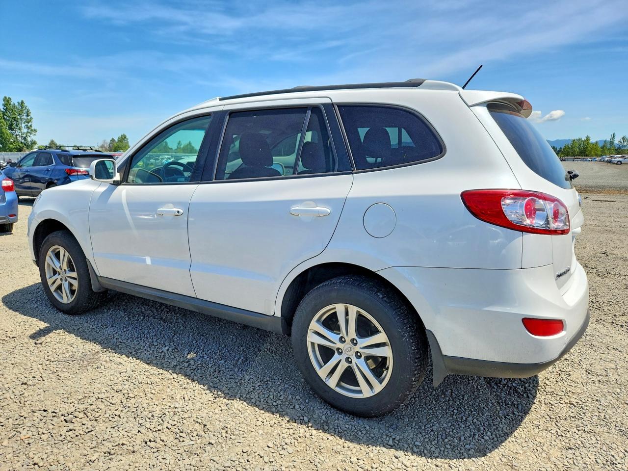 2012 Hyundai Santa Fe Se White vin: 5XYZHDAG1CG132346