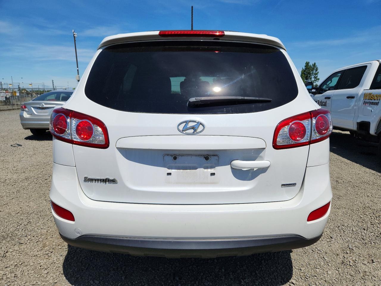 2012 Hyundai Santa Fe Se White vin: 5XYZHDAG1CG132346