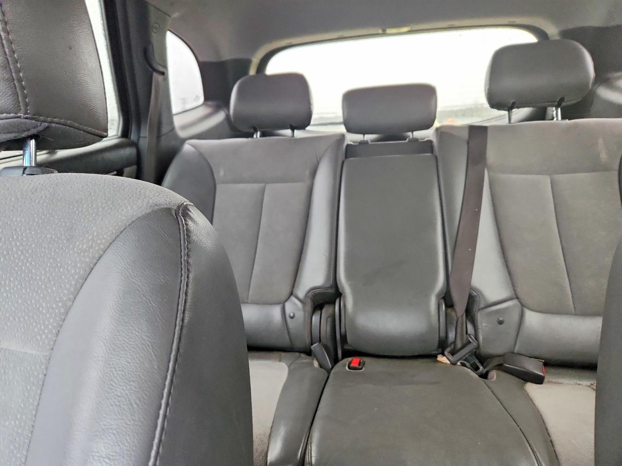 2012 Hyundai Santa Fe Se Black vin: 5XYZHDAG2CG157496