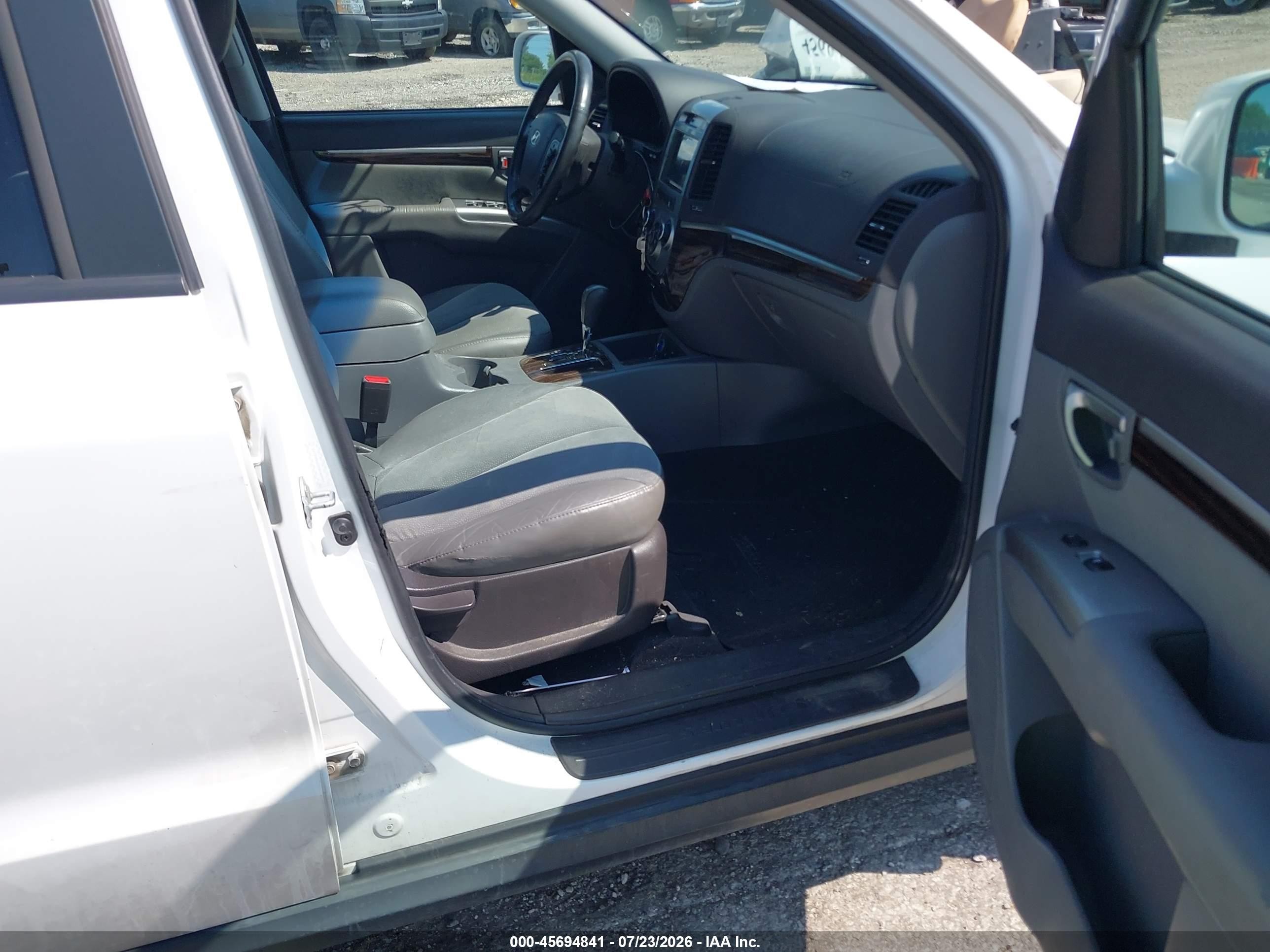 2011 Hyundai Santa Fe Se White vin: 5XYZHDAG3BG048995
