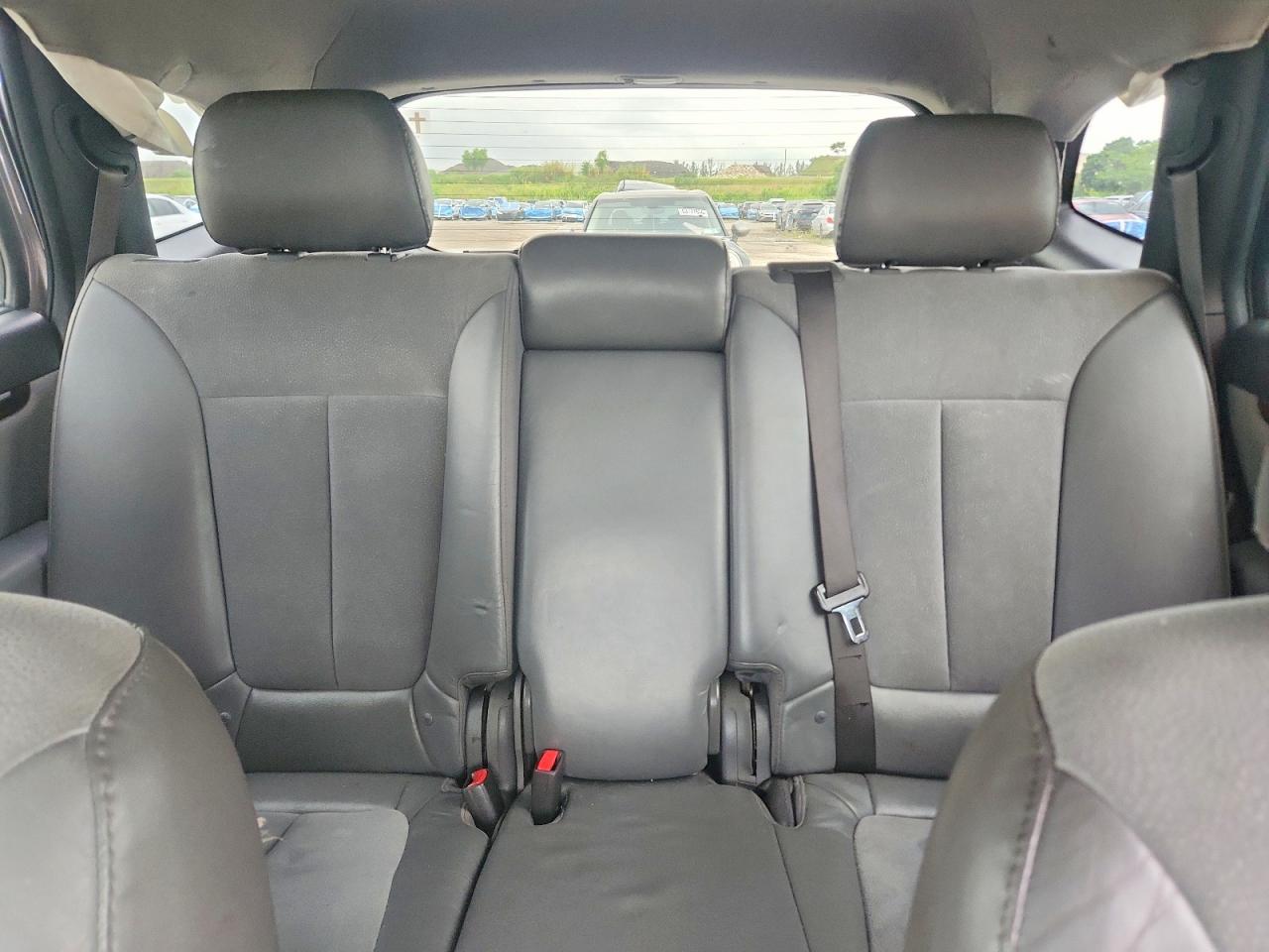 2012 Hyundai Santa Fe Se Beige vin: 5XYZHDAG4CG139534