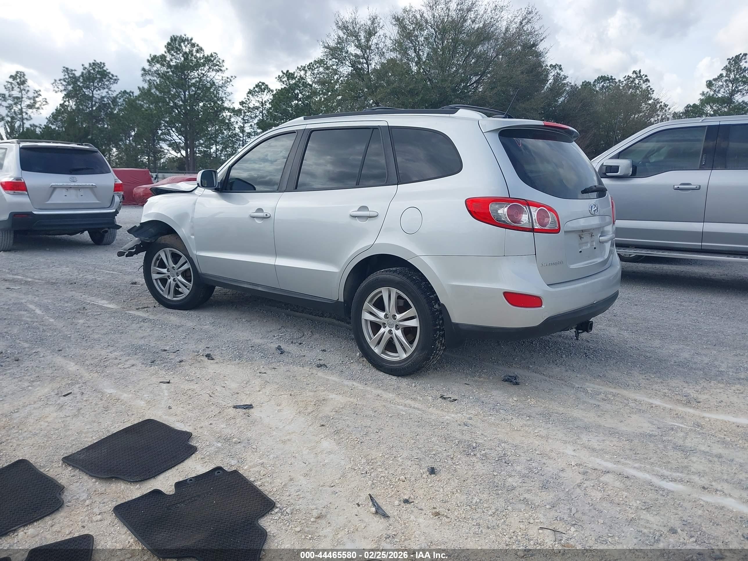 2012 Hyundai Santa Fe Se Silver vin: 5XYZHDAG4CG156186