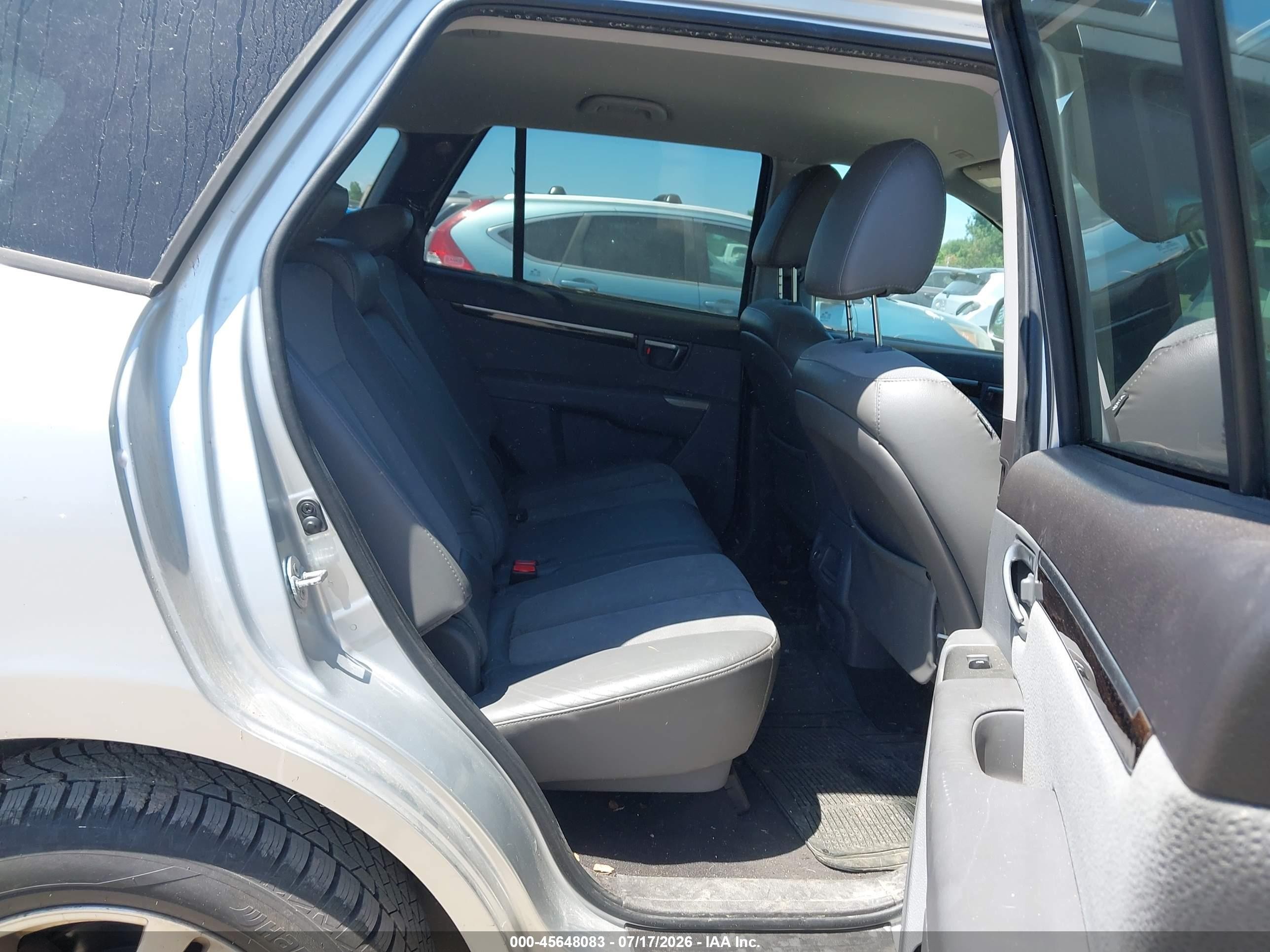 2011 Hyundai Santa Fe Se Silver vin: 5XYZHDAG6BG059490