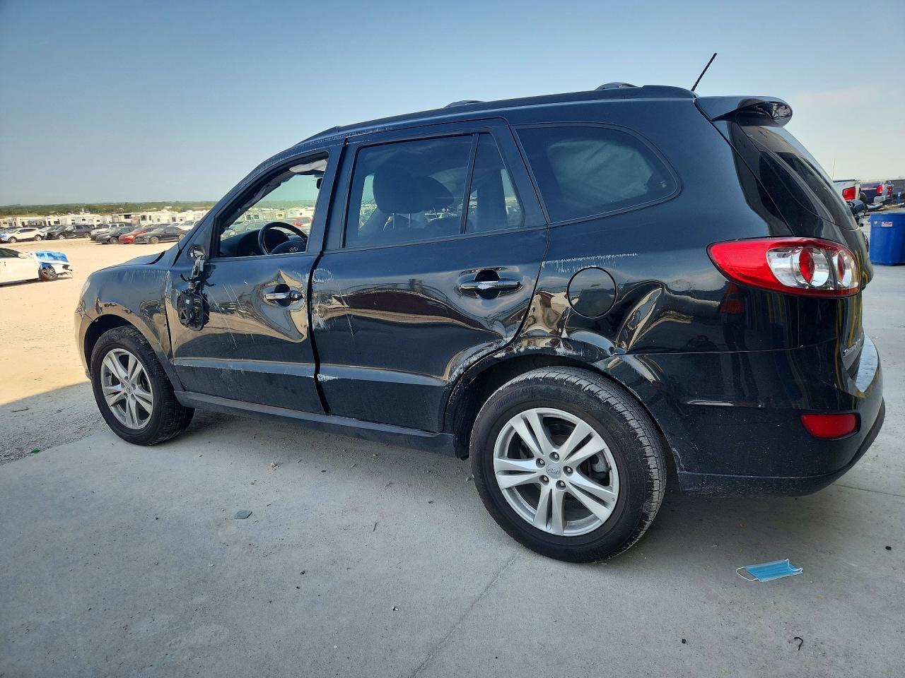 2012 Hyundai Santa Fe Se Black vin: 5XYZHDAG8CG099460
