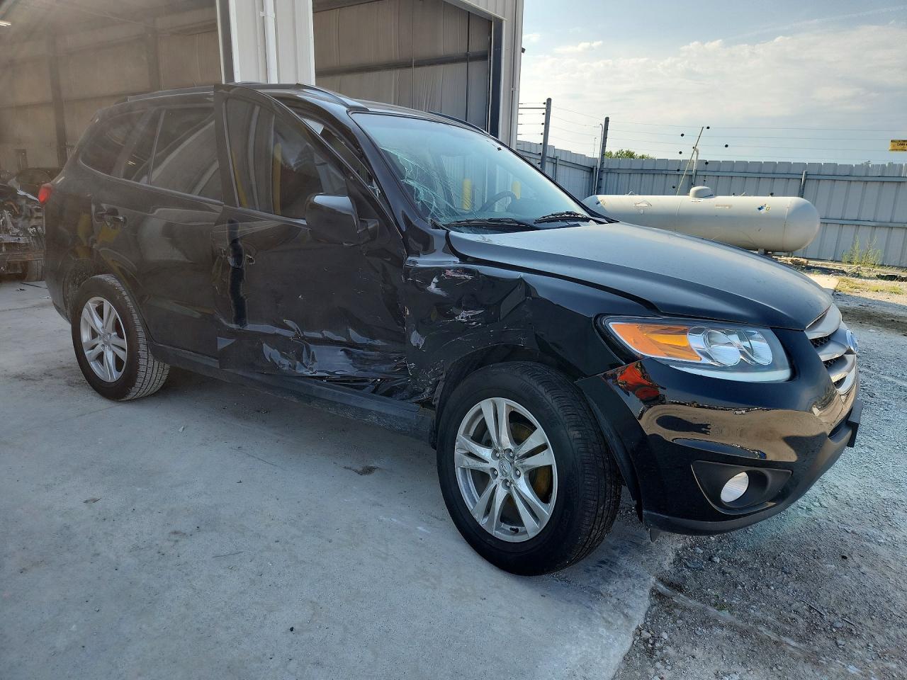 2012 Hyundai Santa Fe Se Black vin: 5XYZHDAG8CG099460