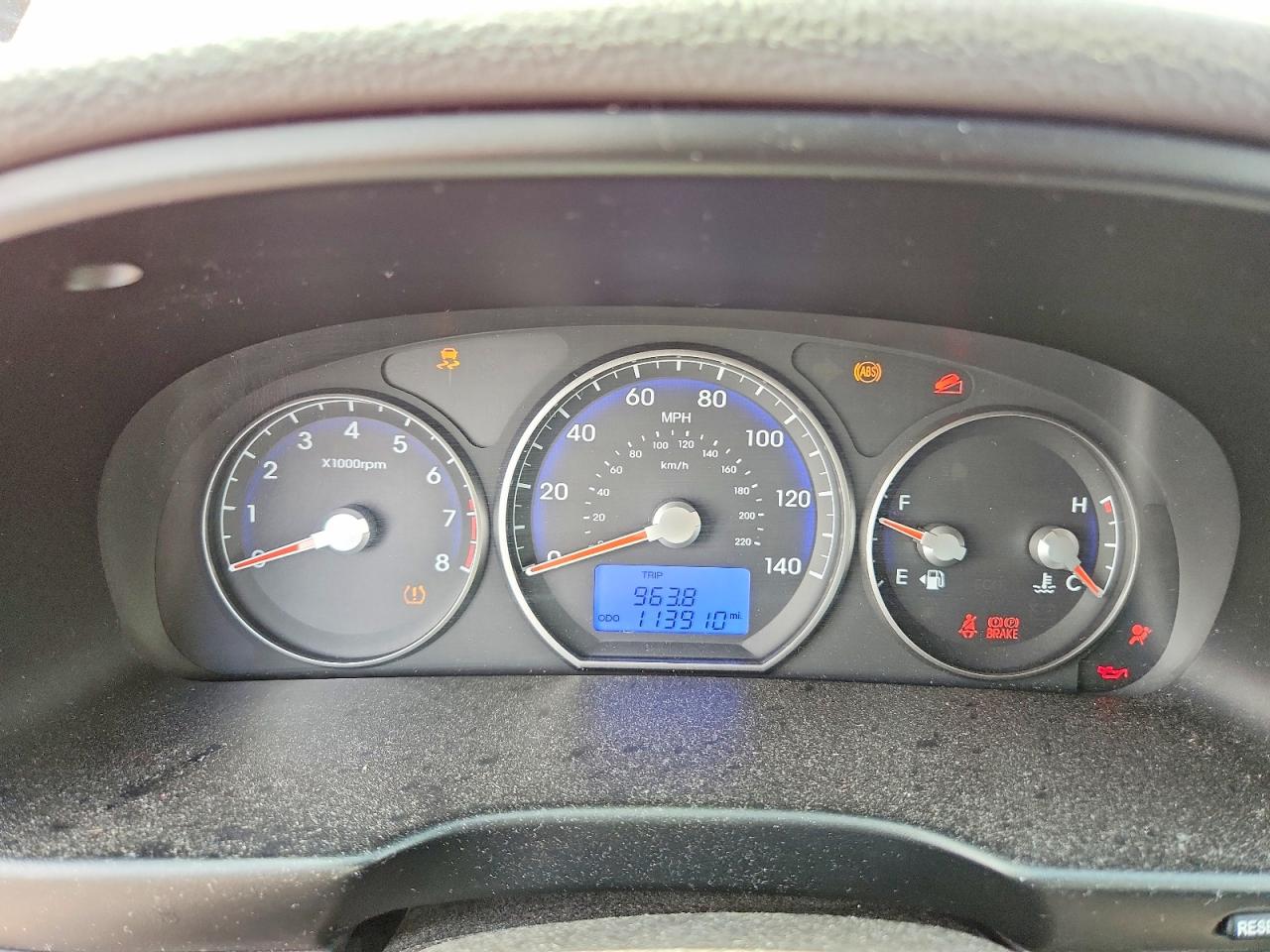 2012 Hyundai Santa Fe Se Red vin: 5XYZHDAG9CG118890
