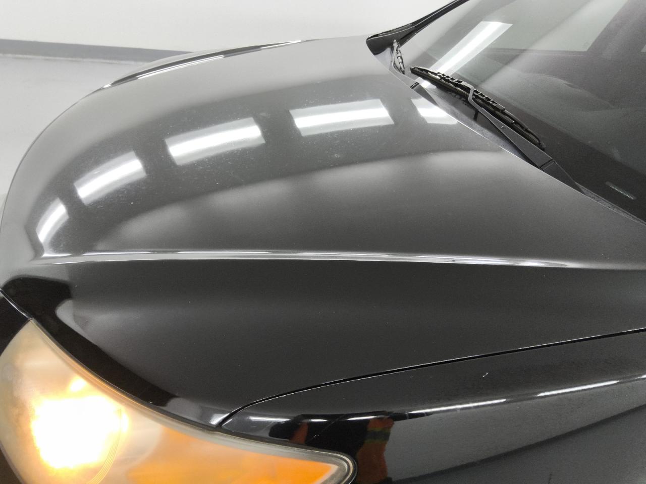 2012 Hyundai Santa Fe Se Black vin: 5XYZHDAGXCG098374 Damage: Hood, Chipped, 4