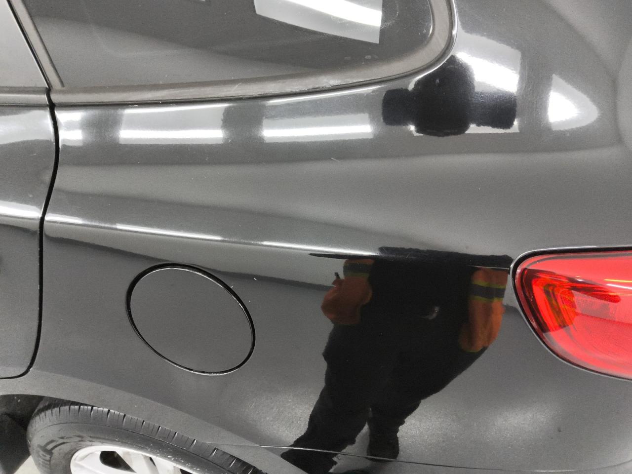 2012 Hyundai Santa Fe Se Black vin: 5XYZHDAGXCG098374 Damage: Left Qtr Panel, Chipped, 3