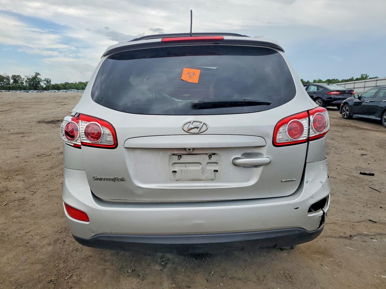 2012 Hyundai Santa Fe Se Silver vin: 5XYZHDAGXCG117523