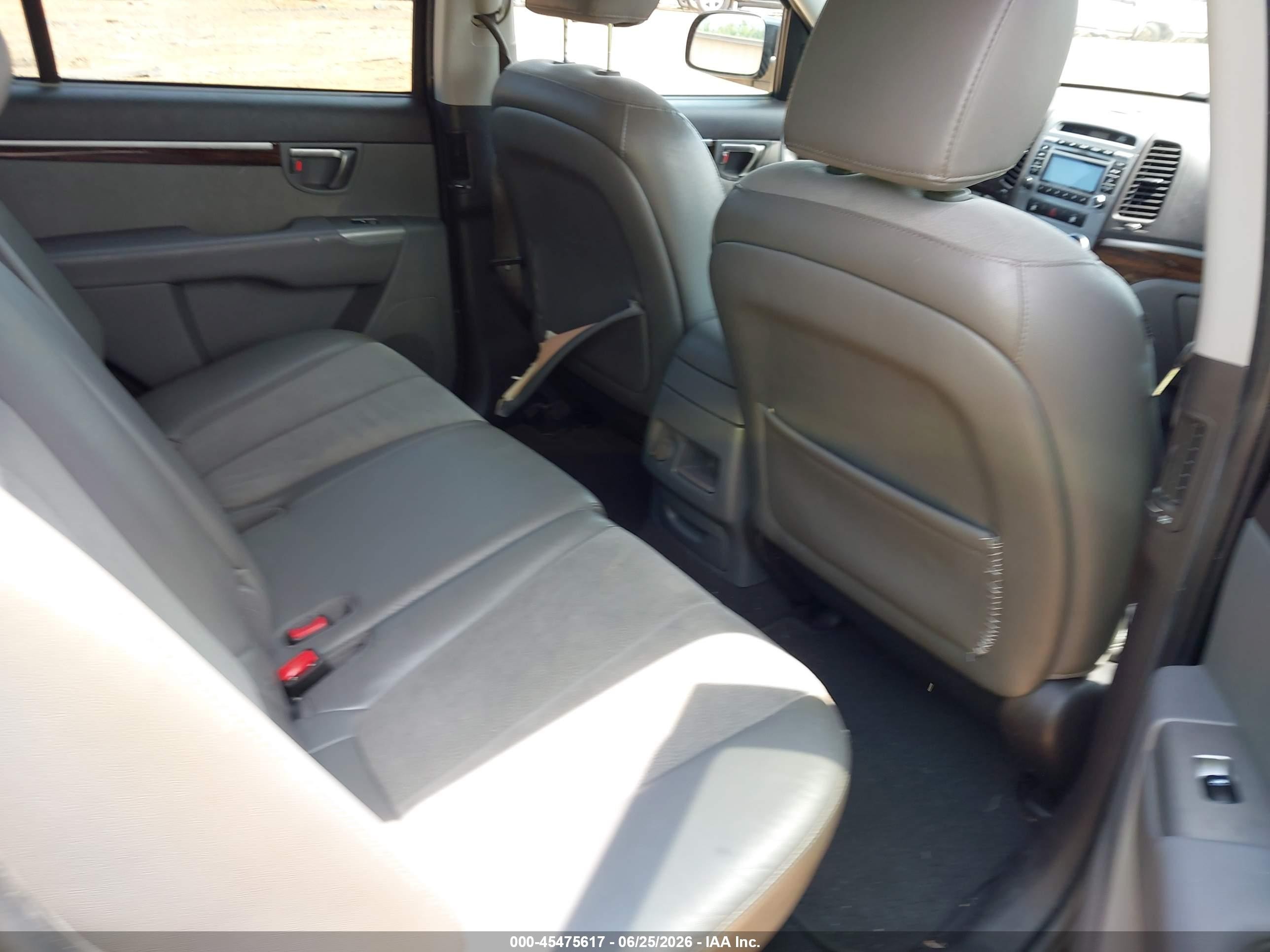 2012 Hyundai Santa Fe Se Black vin: 5XYZHDAGXCG125461