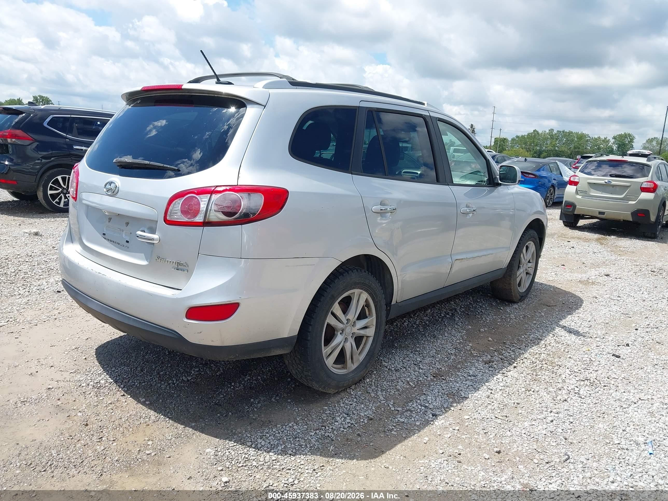 2011 Hyundai Santa Fe Limited Silver vin: 5XYZK3AB1BG076262