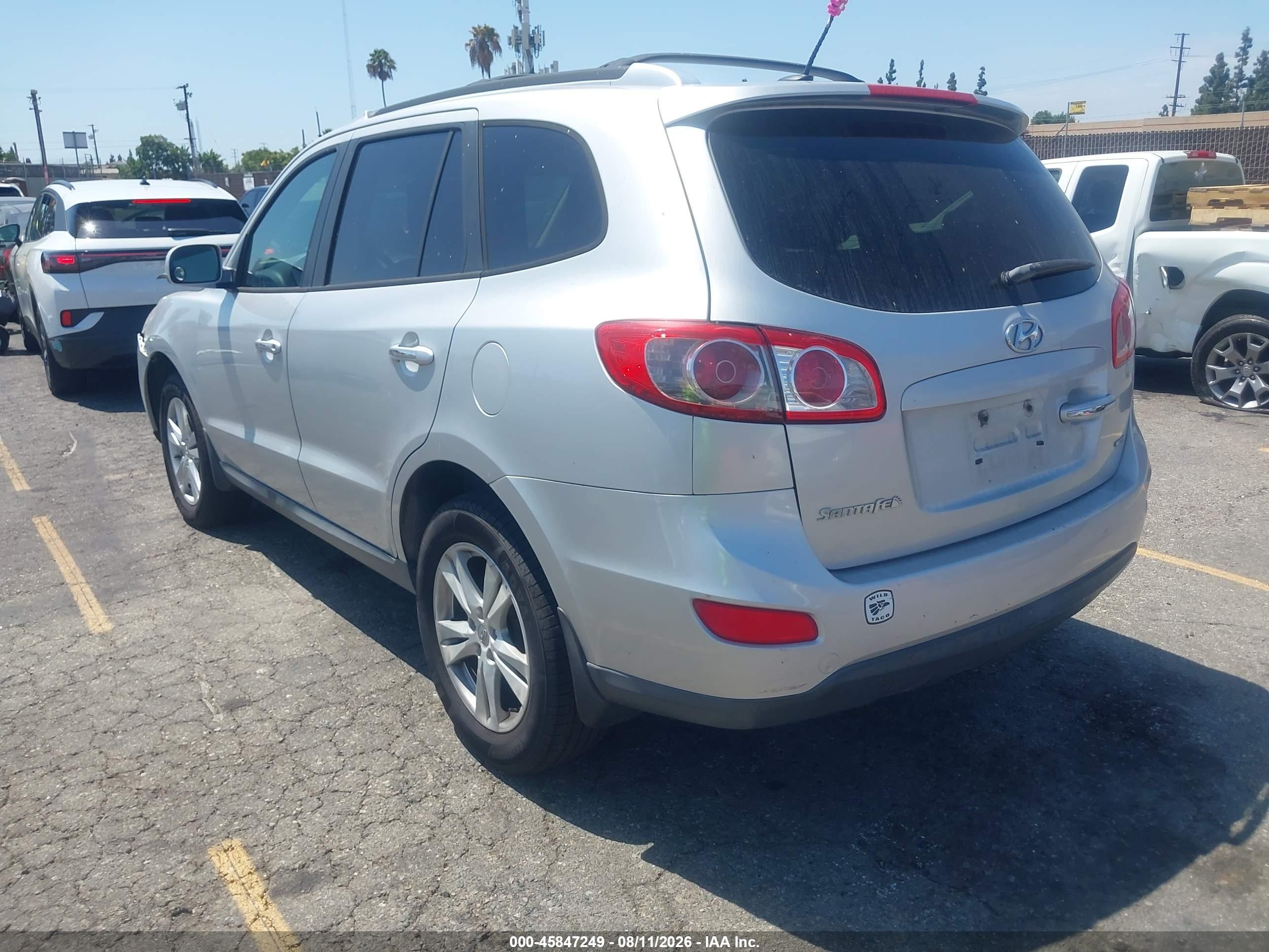 2012 Hyundai Santa Fe Limited Silver vin: 5XYZK3AB3CG134762