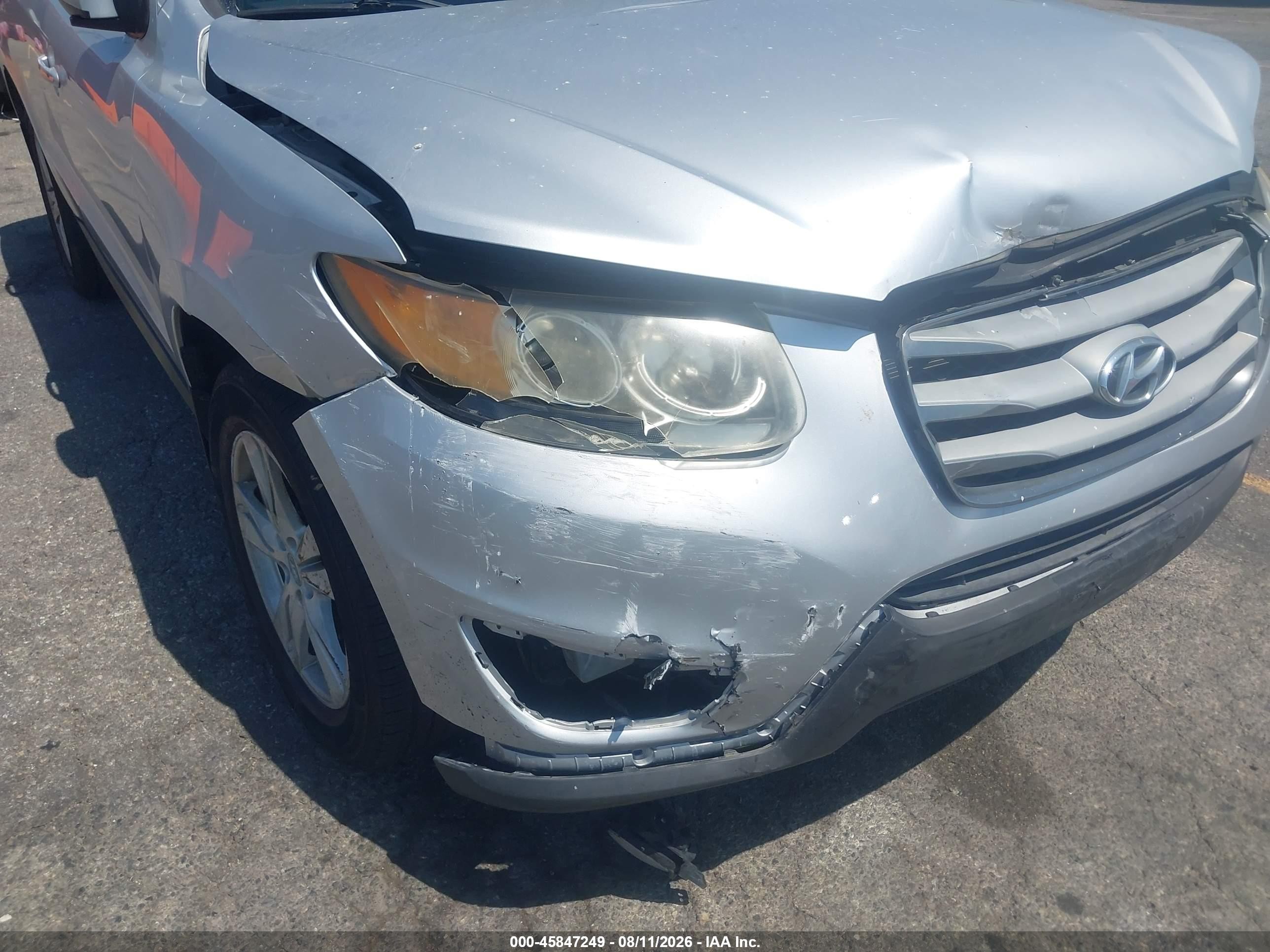 2012 Hyundai Santa Fe Limited Silver vin: 5XYZK3AB3CG134762
