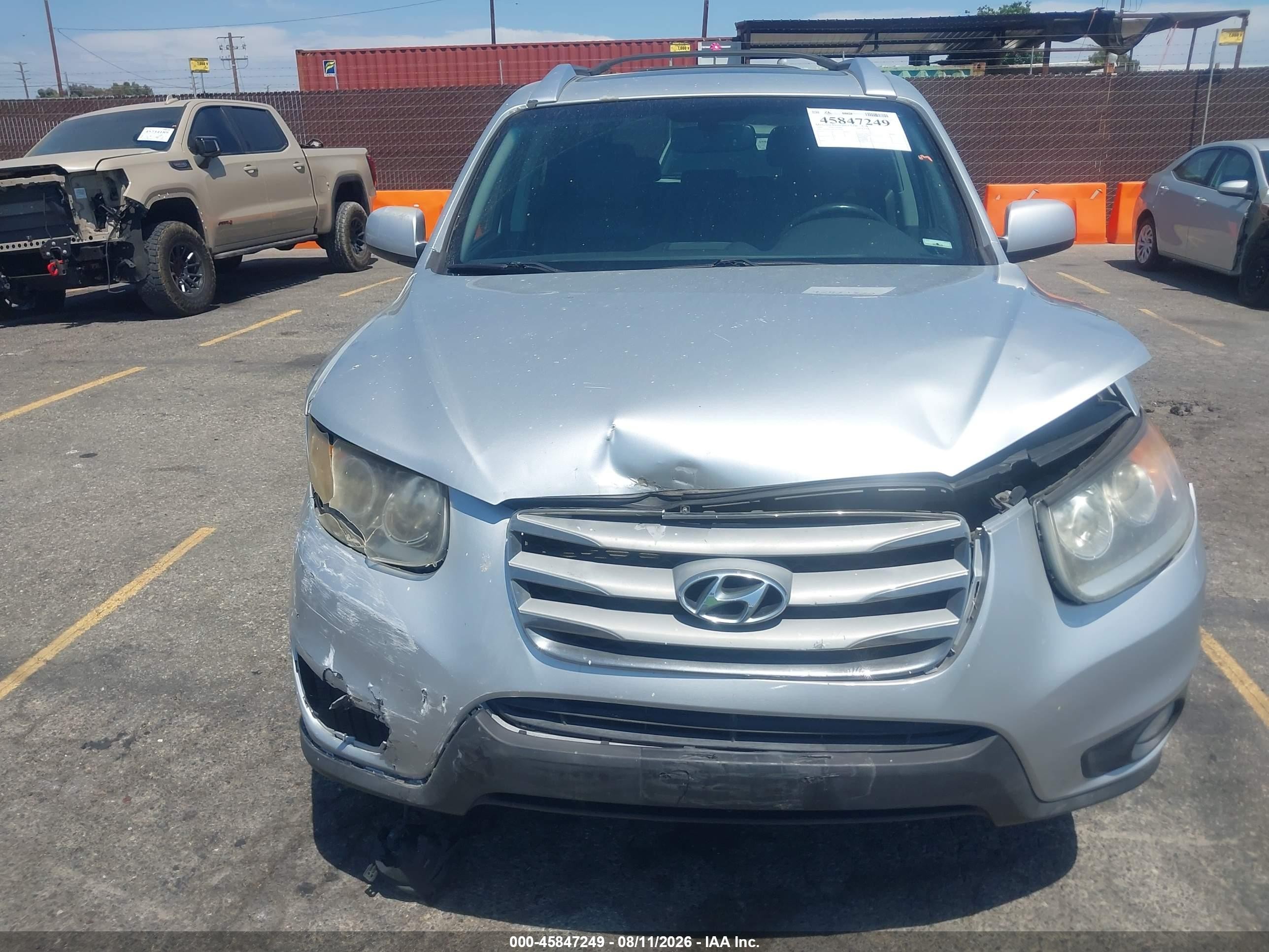 2012 Hyundai Santa Fe Limited Silver vin: 5XYZK3AB3CG134762