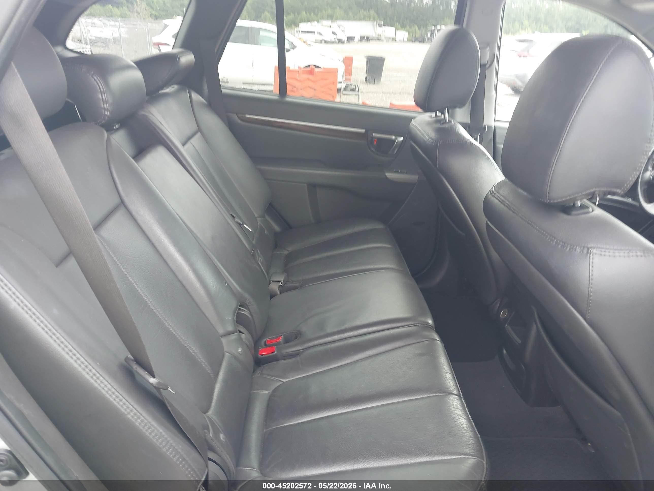 2012 Hyundai Santa Fe Limited Серебряный vin: 5XYZK3AB5CG112021