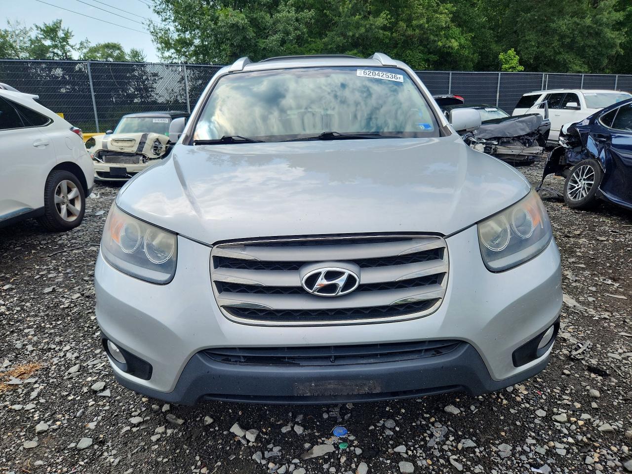 2012 Hyundai Santa Fe Limited Silver vin: 5XYZK3AB5CG140028
