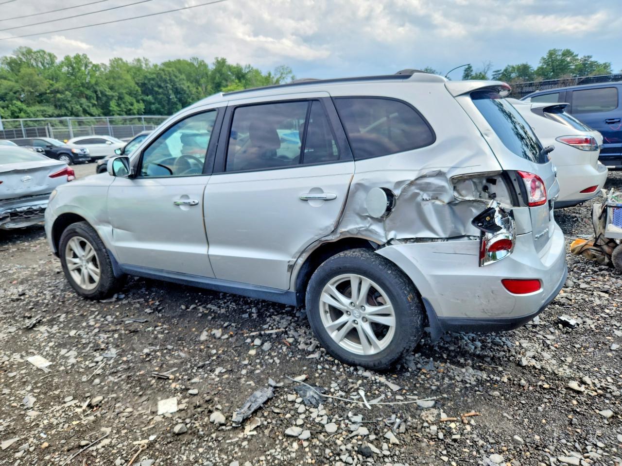 2012 Hyundai Santa Fe Limited Silver vin: 5XYZK3AB5CG140028
