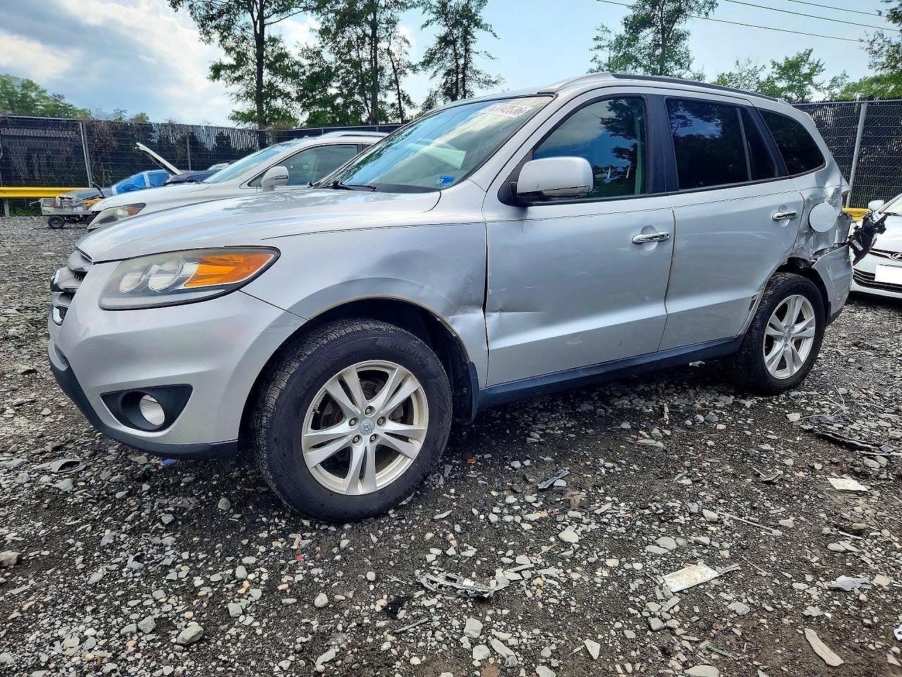 2012 Hyundai Santa Fe Limited Silver vin: 5XYZK3AB5CG140028