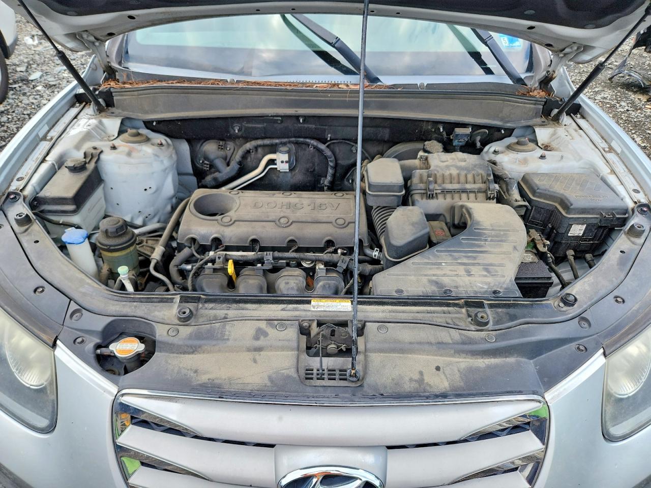 2012 Hyundai Santa Fe Limited Silver vin: 5XYZK3AB5CG140028