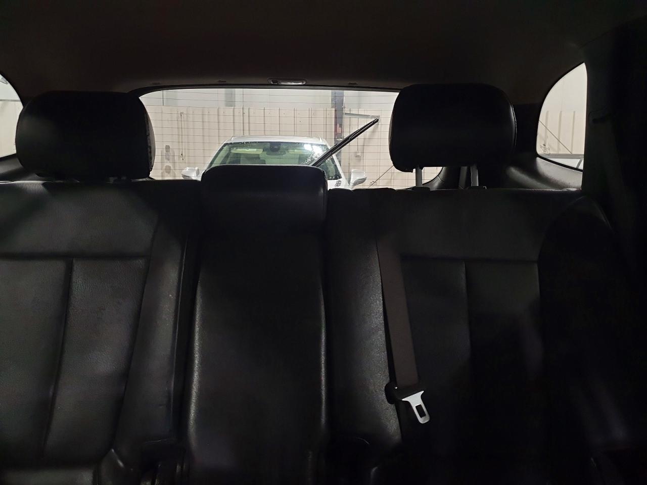 2012 Hyundai Santa Fe Limited Gray vin: 5XYZK3AB7CG113283