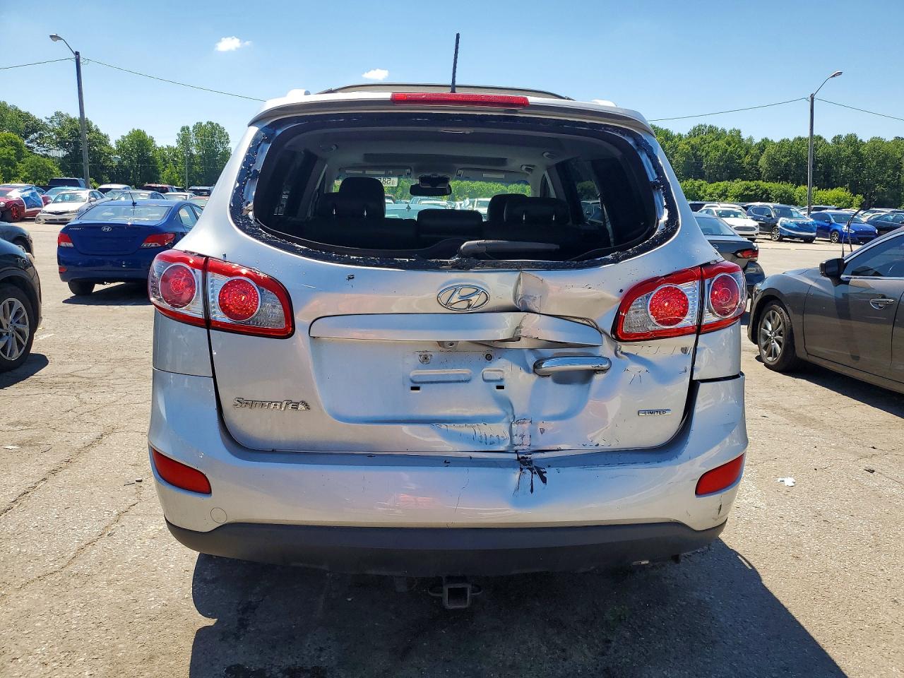 2012 Hyundai Santa Fe Limited Silver vin: 5XYZK4AG0CG097185