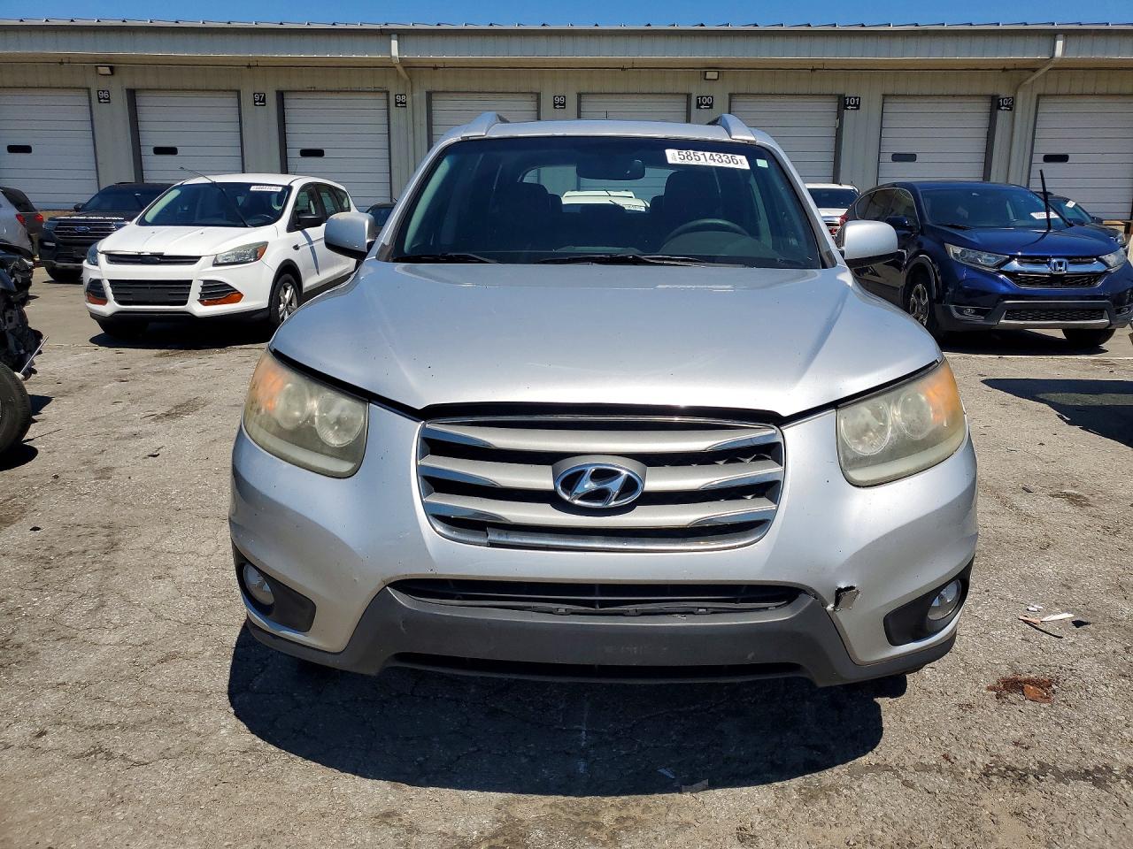 2012 Hyundai Santa Fe Limited Silver vin: 5XYZK4AG0CG097185