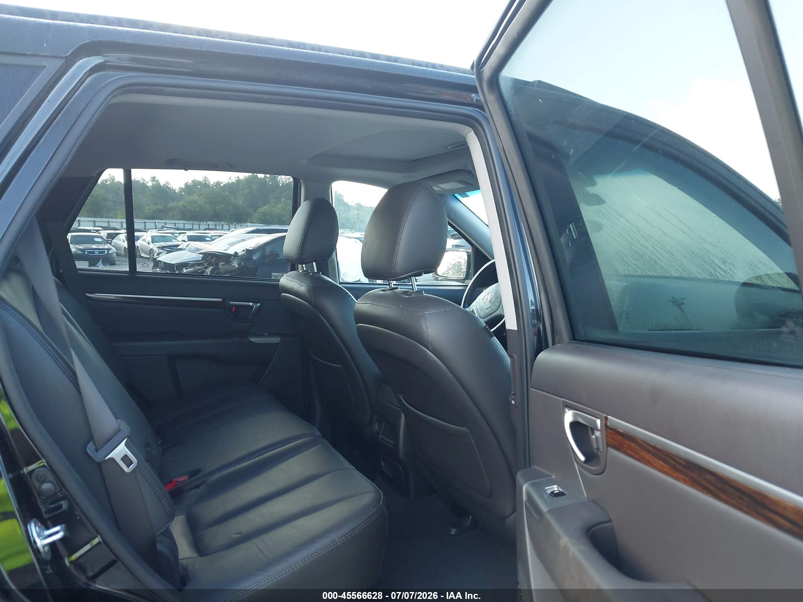 2012 Hyundai Santa Fe Limited V6 Black vin: 5XYZK4AG0CG104152