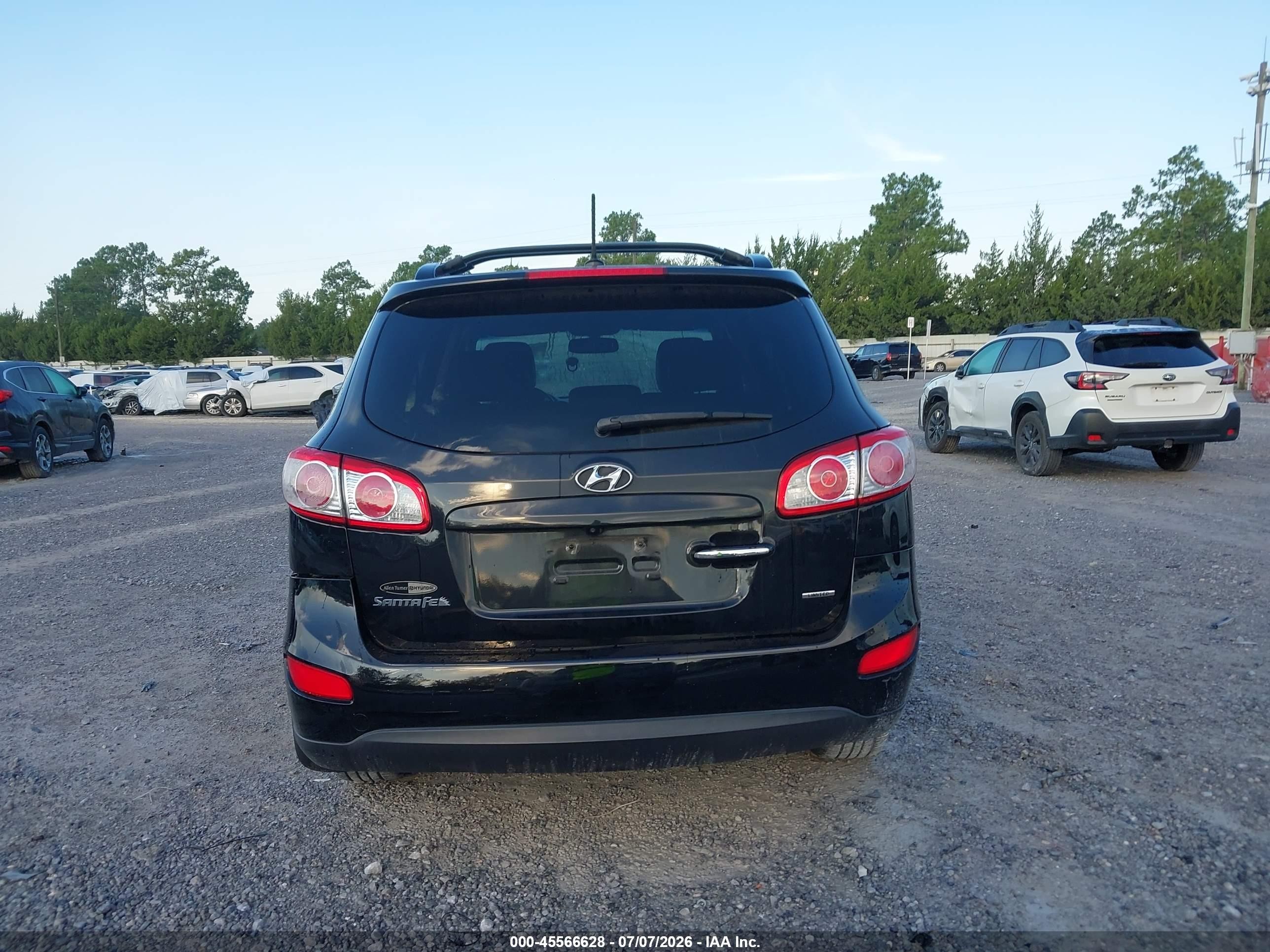 2012 Hyundai Santa Fe Limited V6 Black vin: 5XYZK4AG0CG104152