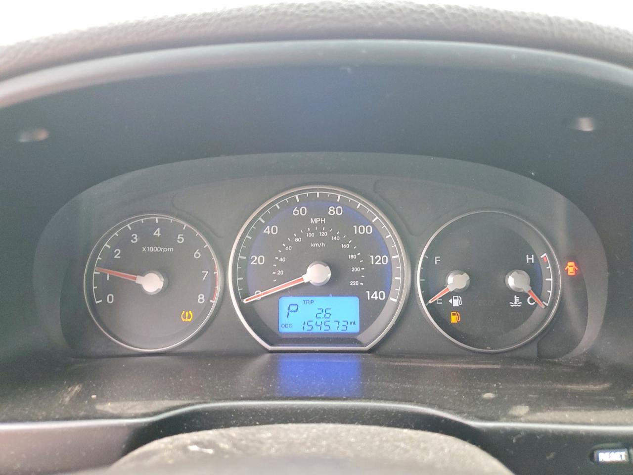 2012 Hyundai Santa Fe Limited Silver vin: 5XYZK4AG1CG150945