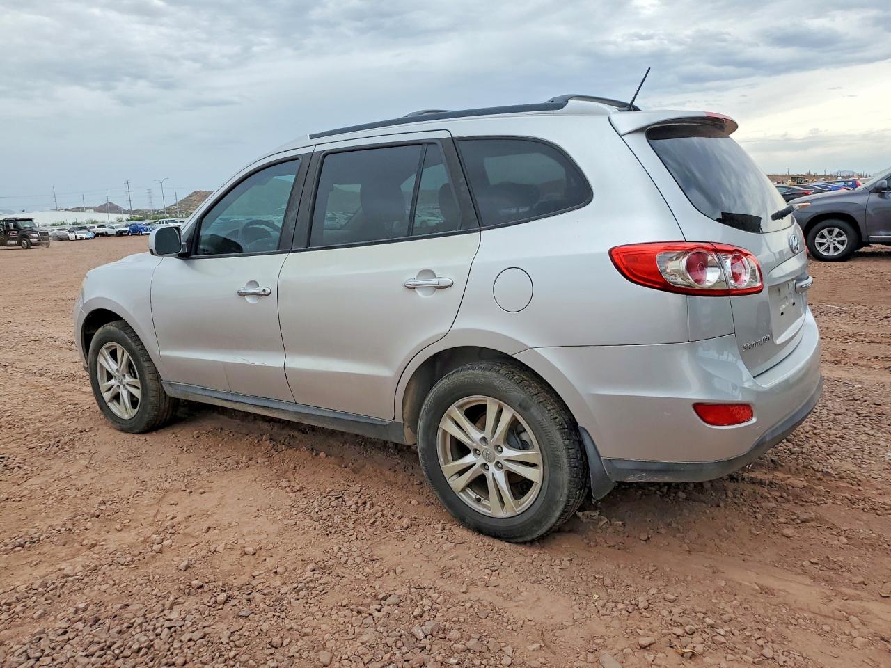 2012 Hyundai Santa Fe Limited Silver vin: 5XYZK4AG1CG150945