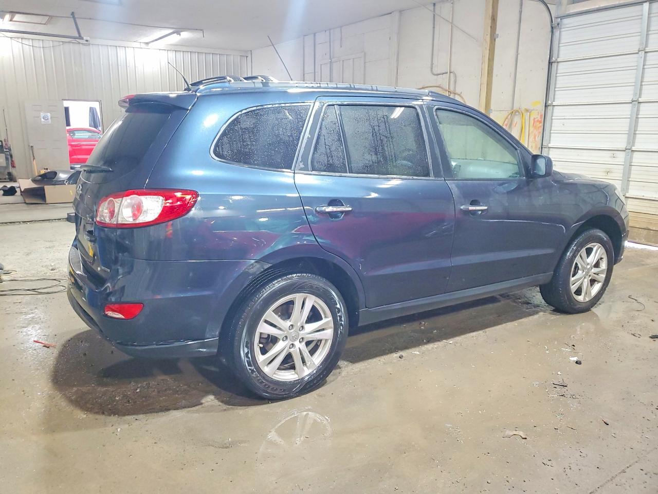 2012 Hyundai Santa Fe Limited Blue vin: 5XYZK4AG2CG168726