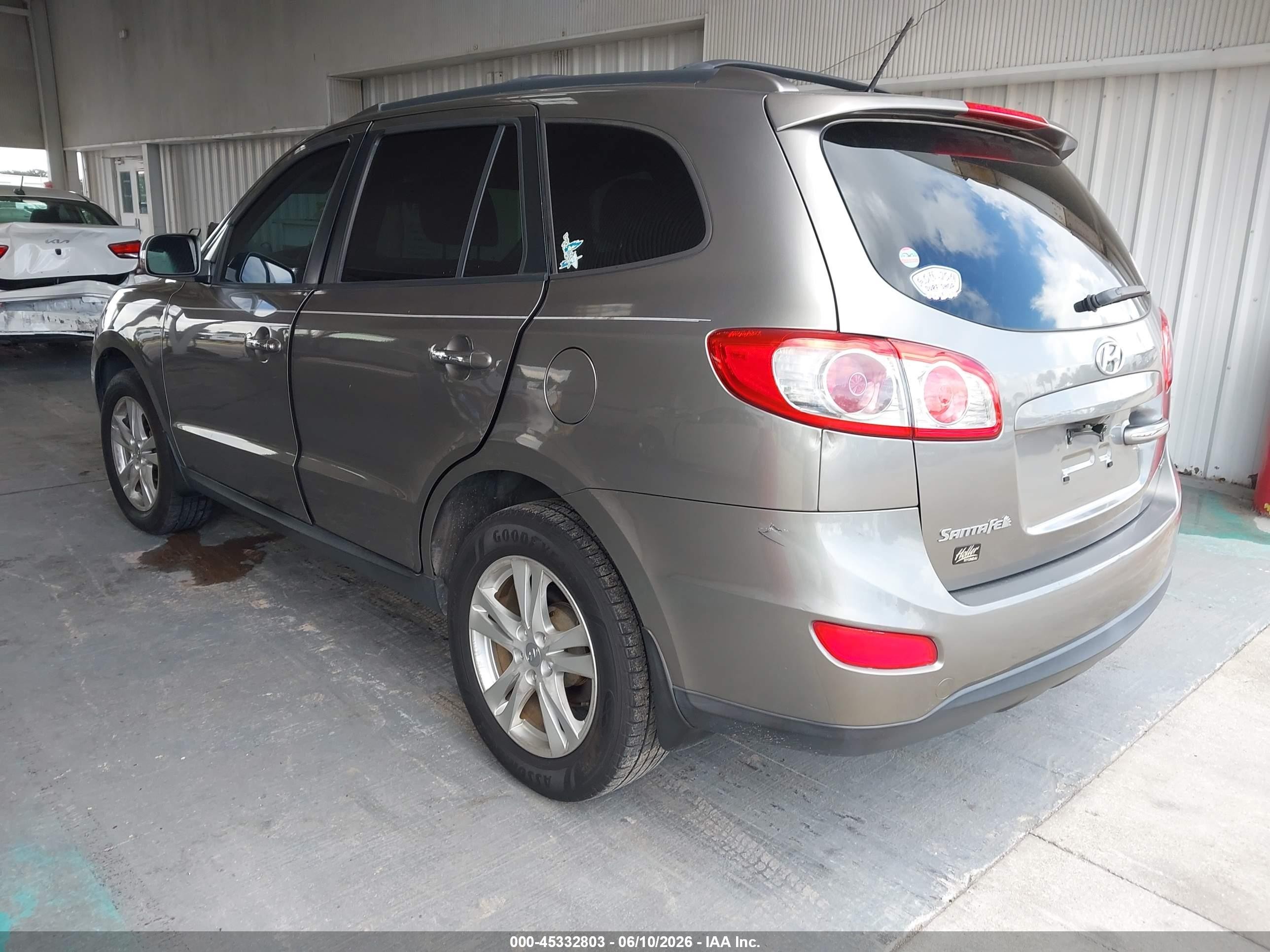 2012 Hyundai Santa Fe Limited V6 Gray vin: 5XYZK4AG4CG151619
