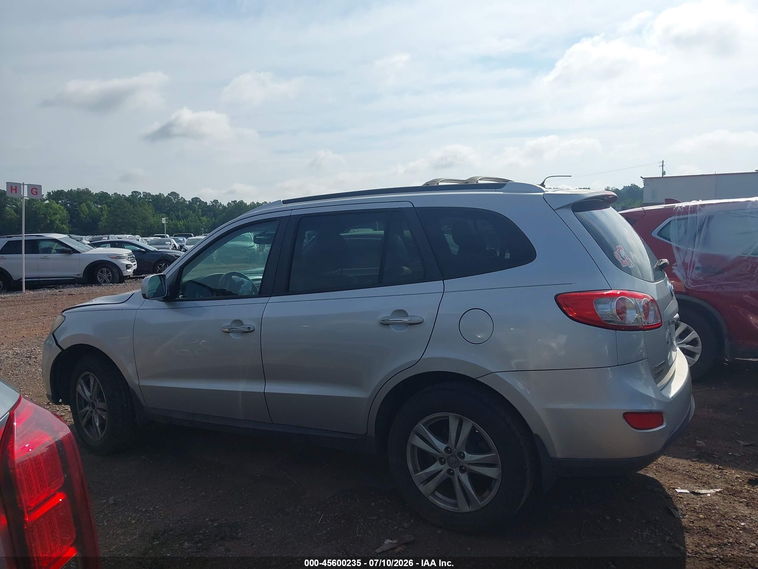 2011 Hyundai Santa Fe Limited V6 Серебряный vin: 5XYZK4AG7BG014785