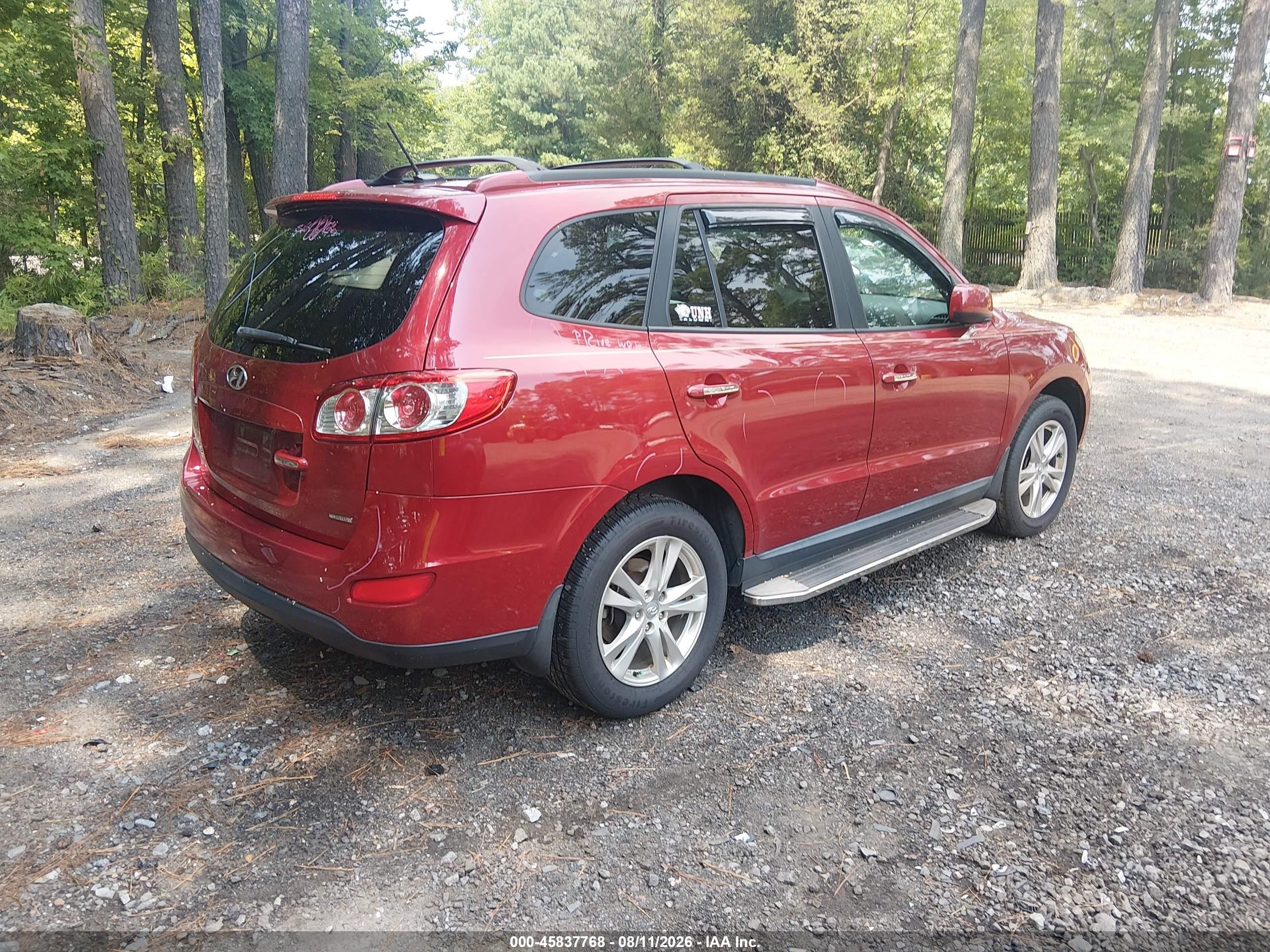 2012 Hyundai Santa Fe Limited V6 Red vin: 5XYZK4AG7CG163084
