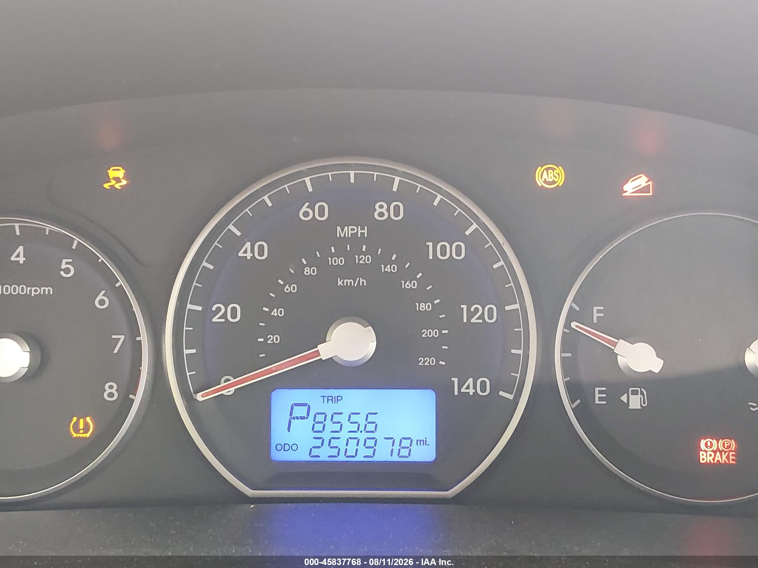 2012 Hyundai Santa Fe Limited V6 Red vin: 5XYZK4AG7CG163084
