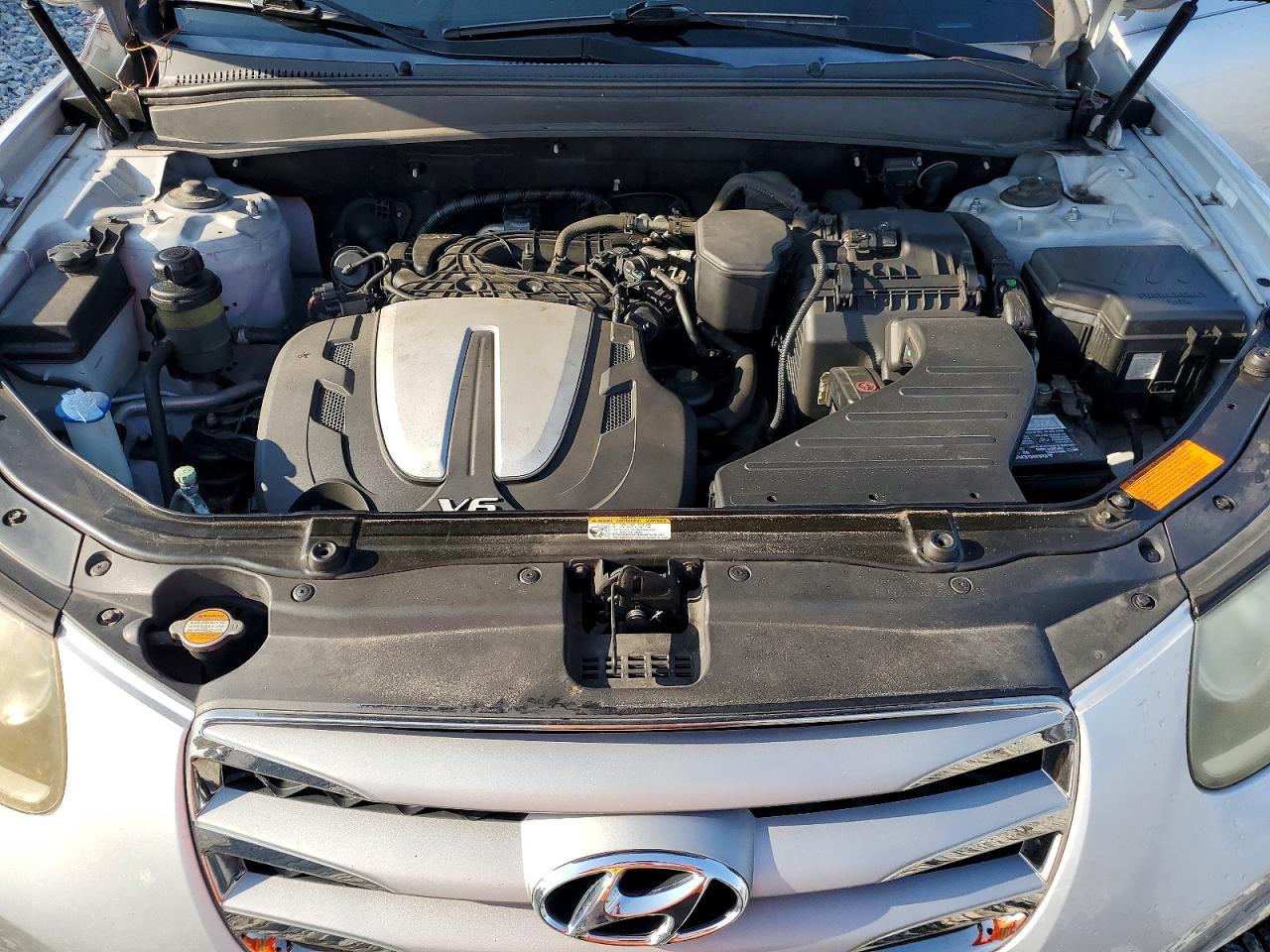 2012 Hyundai Santa Fe Limited Silver vin: 5XYZKDAG0CG094772