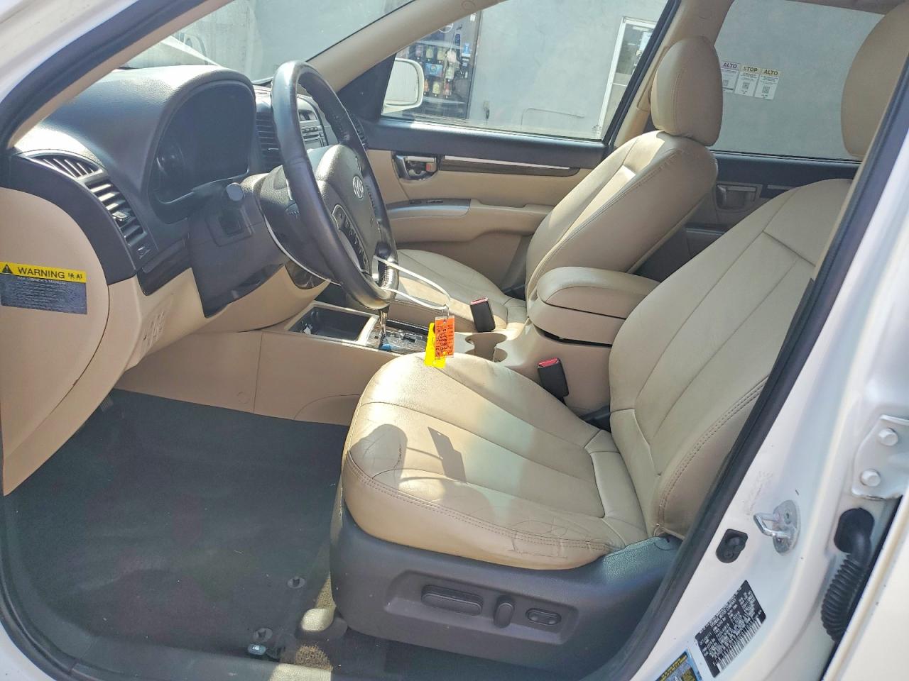 2012 Hyundai Santa Fe Limited White vin: 5XYZKDAG0CG110257