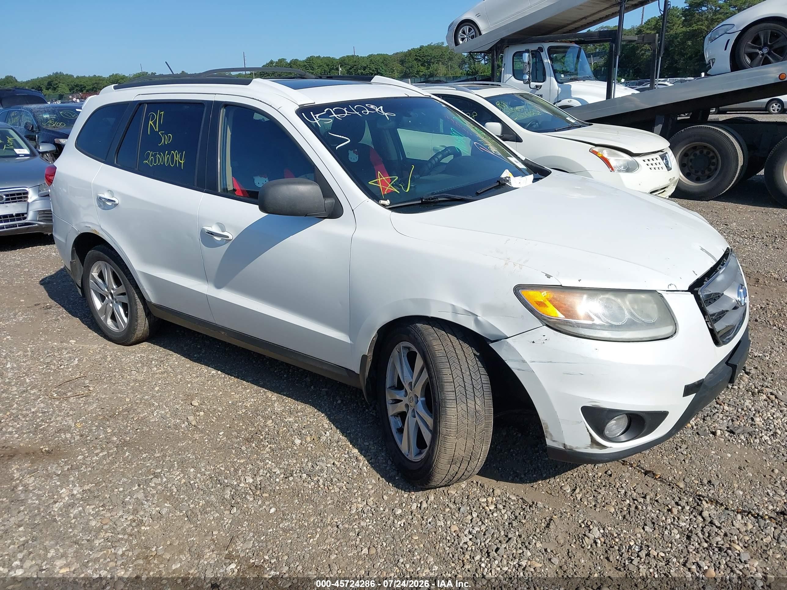 2012 Hyundai Santa Fe Limited V6 White vin: 5XYZKDAG0CG117662
