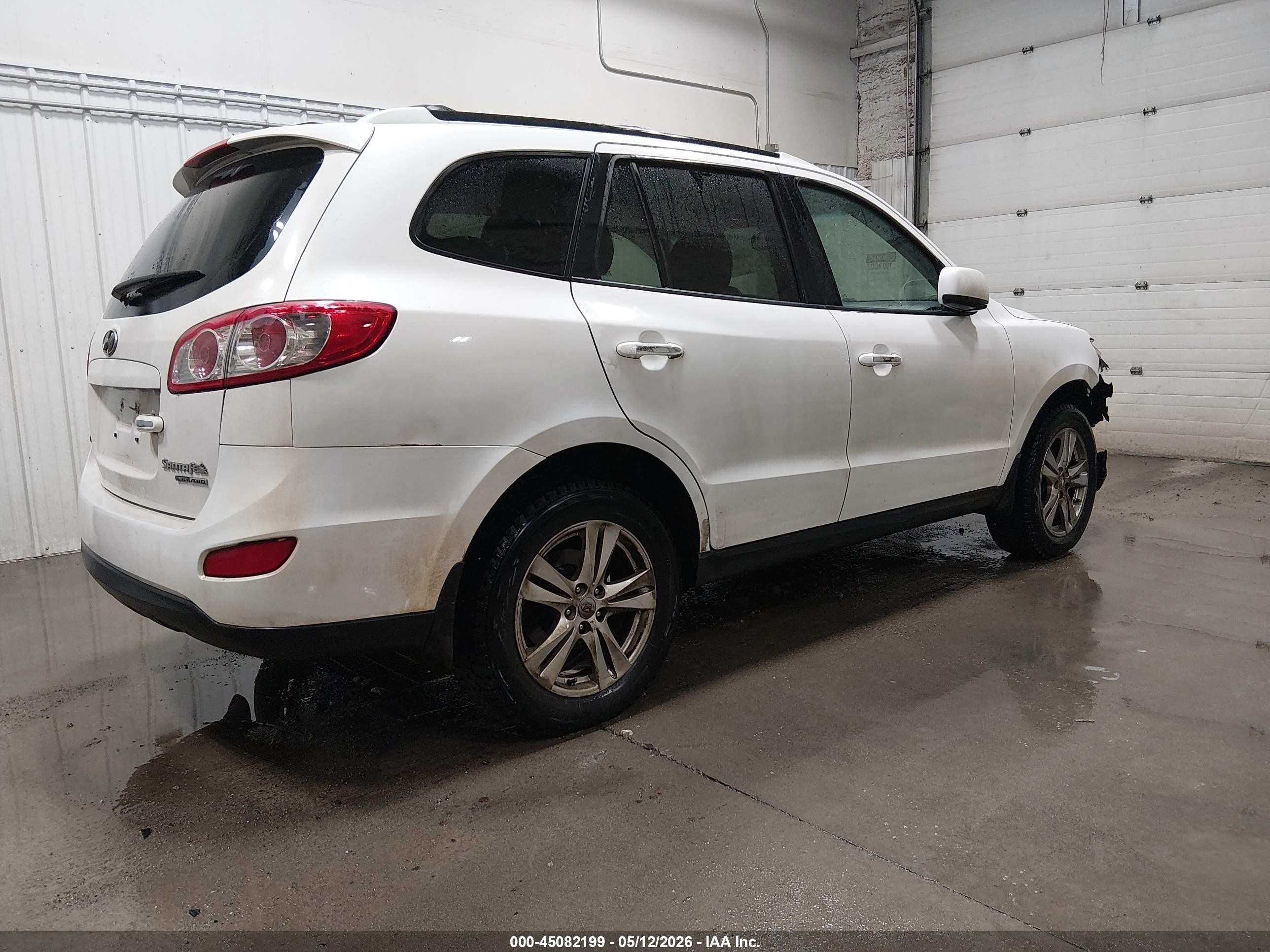 2011 Hyundai Santa Fe Limited V6 White vin: 5XYZKDAG1BG034143