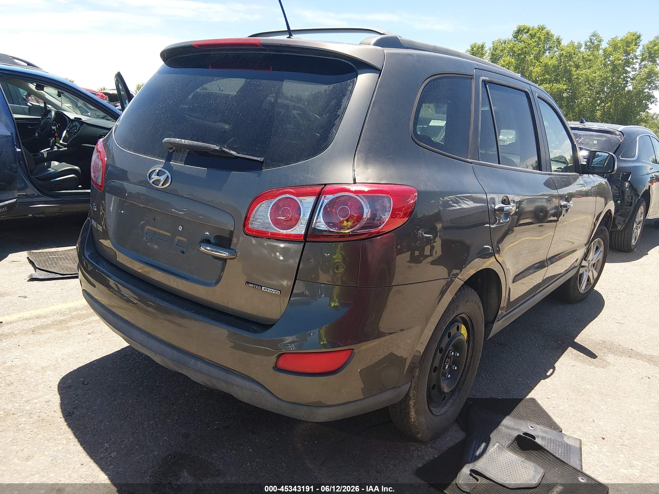 2012 Hyundai Santa Fe Limited V6 Коричневый vin: 5XYZKDAG1CG120408